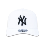 Boné New Era 9forty A-Frame Snapback Aba Curva Mlb New York Yankees Branco Logo Preto