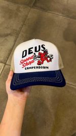 Boné Deus Ex Machina