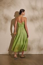 VESTIDO RECORTE TRANSVERSAL CAVADO