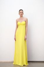 VESTIDO BUSTO NÓ CAPA COSTAS   