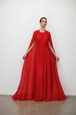 VESTIDO CAVA ENTRADA CAPA
