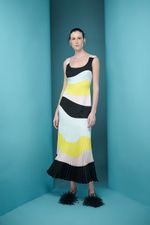 VESTIDO MIDI RECORTES