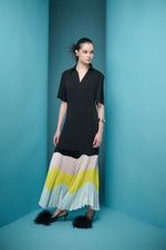 VESTIDO POLO DETALHE PLISSADO