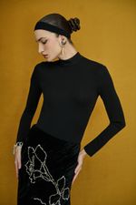 BLUSA GOLA ALTA