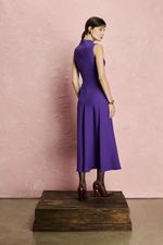VESTIDO CORPO BAIXO GOLA