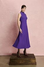 VESTIDO CORPO BAIXO GOLA