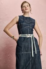 VESTIDO DETALHE RECORTES