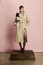 TRENCH COAT GOLA TIRAS