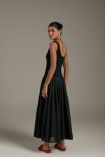 VESTIDO CORPO BAIXO SAIA PREGAS