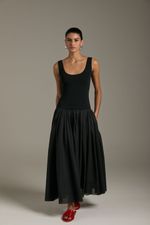 VESTIDO CORPO BAIXO SAIA PREGAS