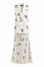 CONJUNTO VESTIDO BORDADO E COLETE ACINTURADO