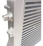 INTERCOOLER ALUMÍNIO ENTRADA/SAÍDA 2´3/4 AUDI/VW EA113/EA888-048