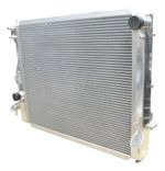 Radiador De Água Completo Para Ford Mustang V8 2005-2014 Mh