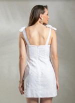 VESTIDO COM ALCINHA BRODERIE