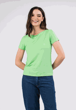 BLUSA BÁSICA DE MALHA MANGA CURTA DECOTE CANOA