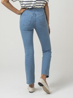 CALÇA CLÁSSICA JEANS CLARA