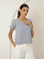 Blusa Feminina Social com Manga Curta, Decote Redondo e Fenda