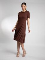 Vestido Feminino Midi em Malha com Babado na Barra