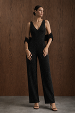 Macacão Feminino Regata em Malha Lurex com Decote V
