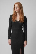 Vestido Feminino Midi em Malha com Brilho e Fenda