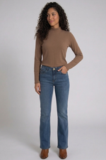 Blusa Feminina Manga Longa em Malha Canelada com Gola Alta