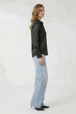 Camisa Feminina Manga Longa Em Cetim Com Brilho Acetinado