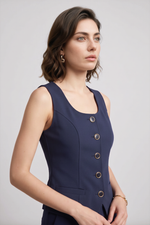 Colete Feminino Acinturado Em Crepe De Malha Com Recortes Princesa