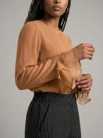 Blusa Feminina Manga Longa com Transparência e Babados no Punho