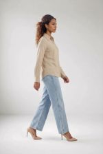 Camisa Feminina Manga Longa Em Viscose Com Poliamida E Prega Nas Costas