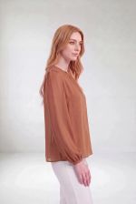 Blusa Feminina Social com Manga Bufante e Transparência Sutil