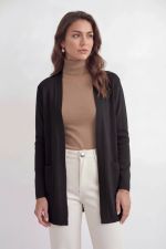 Cardigan Feminino Alongado em Tricô com Bolsos Frontais