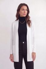 Cardigan Feminino Alongado em Tricô com Bolsos Frontais