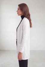 Cardigan Feminino Alongado em Tricô com Bolsos Frontais