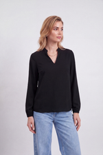 Blusa Feminina com Gola Padre e Manga Bufante