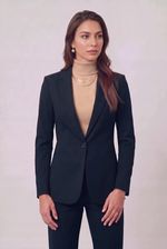 Blazer Feminino Clássico Em Sarja Com Recortes De Alfaiataria