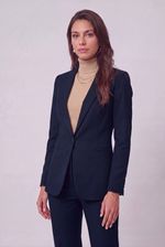 Blazer Feminino Clássico Em Sarja Com Recortes De Alfaiataria
