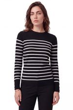 Blusa Feminina Listrada em Malha Retilínea com Botões