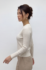 Blusa Feminina Manga Longa em Malha Retilínea Texturizada
