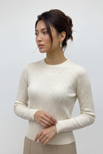 Blusa Feminina Manga Longa em Malha Retilínea Texturizada