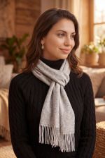 Xale Feminino Liso em Acrílico