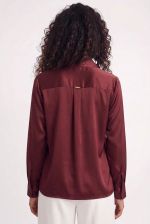 Camisa Feminina Acetinada com Vista Escondida e Lapelas