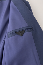 Blazer Feminino Clássico de Alfaiataria em Sarja