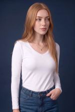 Blusa Feminina Básica em Viscolycra com Decote V