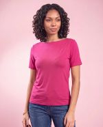 Blusa Feminina Básica Manga Curta em Viscolycra com Decote Canoa