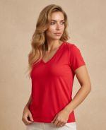 Blusa Feminina Básica Manga Curta em Viscolycra com Decote V