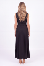 Conjunto Feminino Colete e Saia Plissada com Cinto