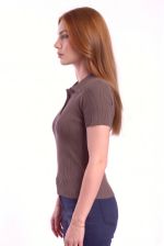 Blusa em Malha Retilínea Gola Polo