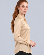 Camisa Feminina Acetinada Slim com Martingale