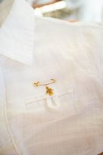 Alfinete Anjinho com Esmeralda