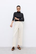 Basic Malha Wool Preto